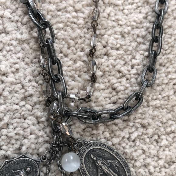 Statement necklace featuring collection of replicas of religious iconography. - Picture 3 of 7